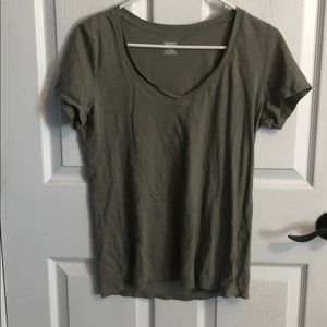 GREEN VS PINK V NECK